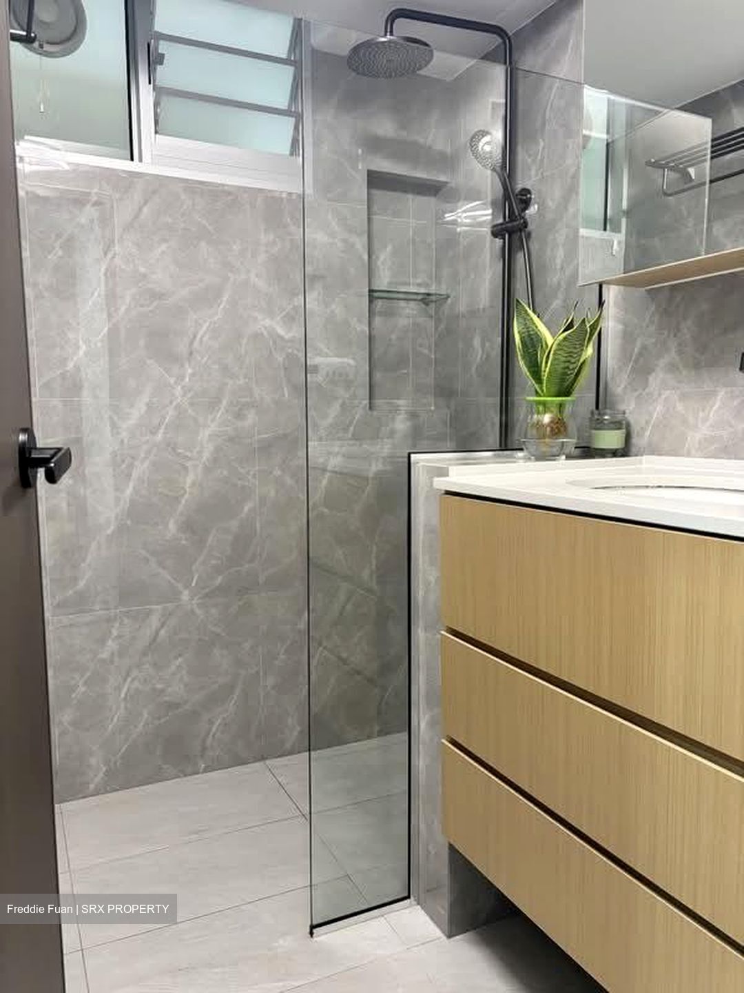 Rio Vista (D19), Condominium #562123431